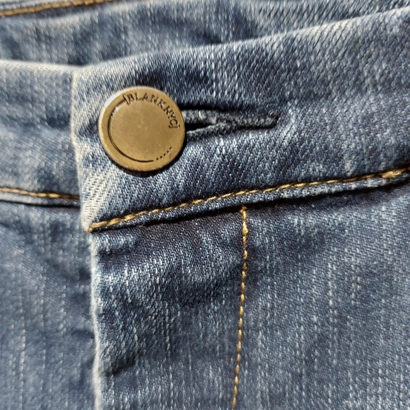 Women's Blank NYC size 29 jeans. EXCELLENT CONDITION - Picture 3 of 10